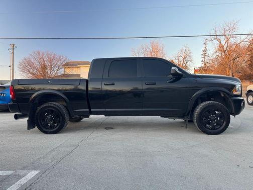 2017 RAM 2500 Laramie Mega Cab 4x4 6'4' Box