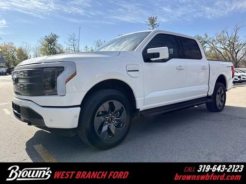 2022 Ford F-150 Lightning LARIAT