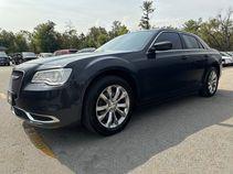 2018 Chrysler 300 Touring