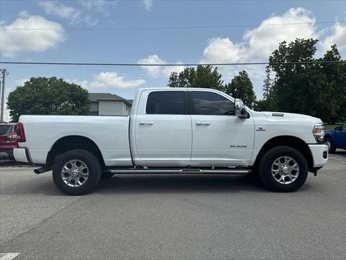 2023 RAM 2500 Laramie Crew Cab 4x4 6'4' Box
