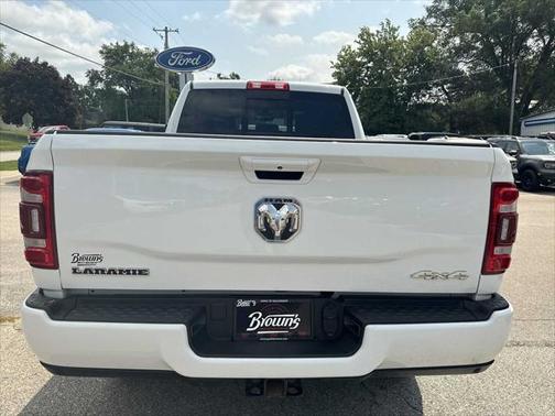 2023 RAM 2500 Laramie Crew Cab 4x4 6'4' Box