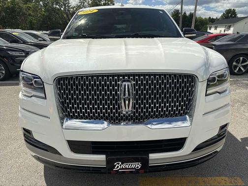 2024 Lincoln Navigator Premiere