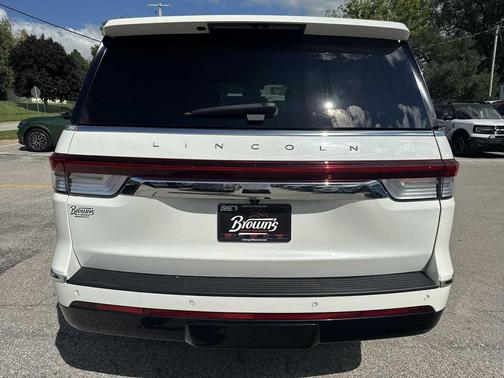 2024 Lincoln Navigator Premiere