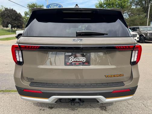 Marsh Gray 2026 Ford Explorer Tremor