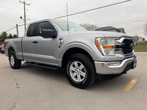 Iconic Silver Metallic 2022 Ford F-150 XLT