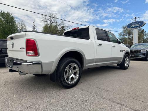 Bright White Clearcoat 2015 RAM 1500 Laramie