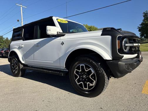 2022 Ford Bronco Outer Banks