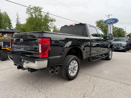 Black Metallic 2022 Ford F-250 XLT