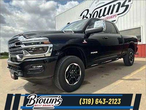 Diamond Black Crystal Pearlcoat 2025 RAM 3500 Laramie Crew Cab 4x4 6'4' Box
