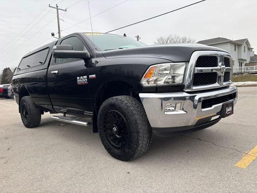 2018 RAM 2500 SLT Regular Cab 4x4 8' Box