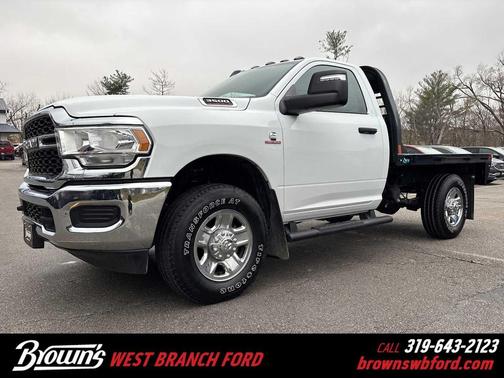 2024 RAM 3500 Tradesman Regular Cab 4x4 8' Box