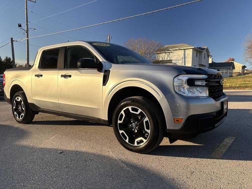 2023 Ford Maverick XL