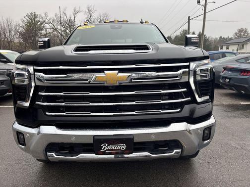 2025 Chevrolet Silverado 3500 LTZ