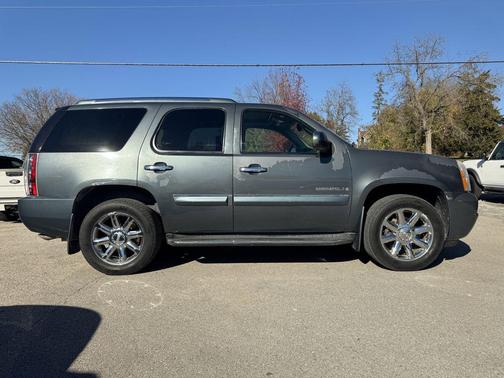 2007 GMC Yukon Denali