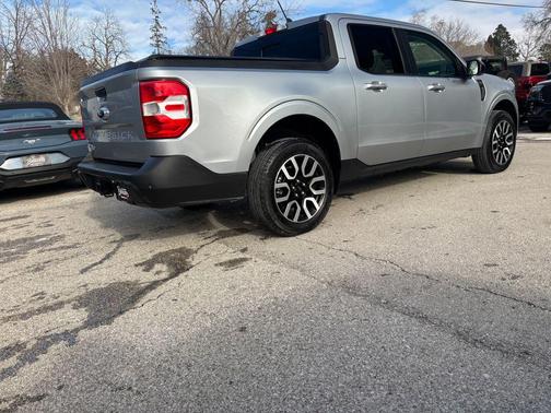 2024 Ford Maverick Lariat