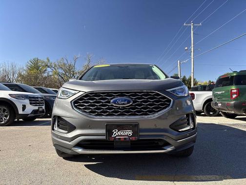 2021 Ford Edge Titanium