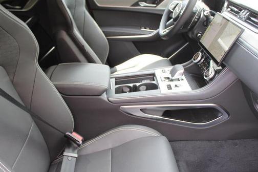2026 Jaguar F-PACE R-Dynamic S P250 AWD Automatic