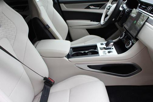 2026 Jaguar F-PACE R-Dynamic S P250 AWD Automatic