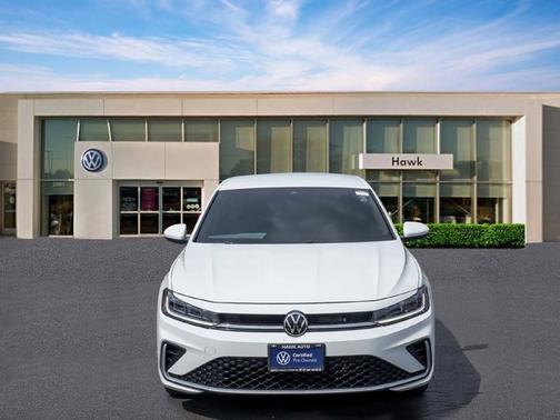 Pure White 2025 Volkswagen Jetta 1.5T S