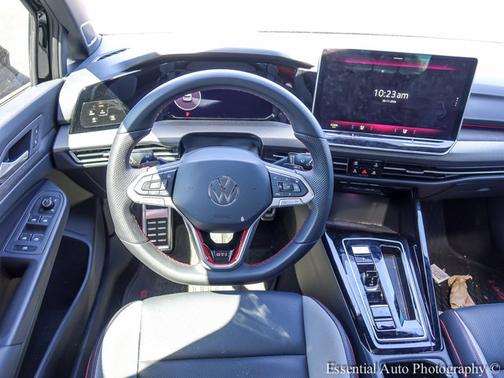 Mythos Black Metallic 2025 Volkswagen Golf GTI 2.0T SE