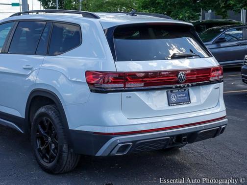 2025 Volkswagen Atlas 2.0T Peak Edition