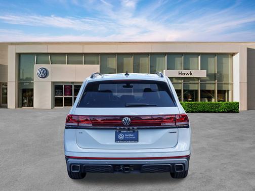 2025 Volkswagen Atlas 2.0T Peak Edition