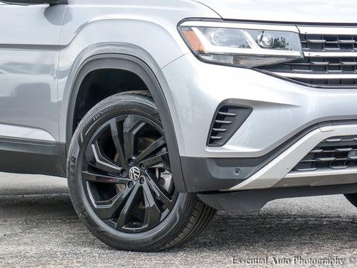2022 Volkswagen Atlas 3.6 SE w/ Technology