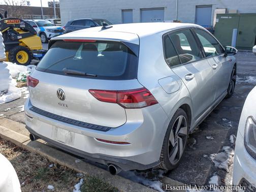 2023 Volkswagen Golf GTI 2.0T S