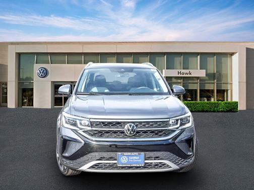 Platinum Gray Metallic 2023 Volkswagen Taos 1.5T SEL