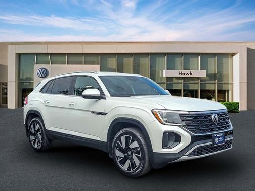 Opal White Pearl 2026 Volkswagen Atlas Cross Sport 2.0T SE w/Technology