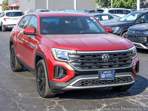 2025 Volkswagen Atlas Cross Sport 2.0T SE w/ Technology