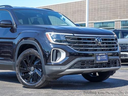 2025 Volkswagen Atlas 2.0T SE