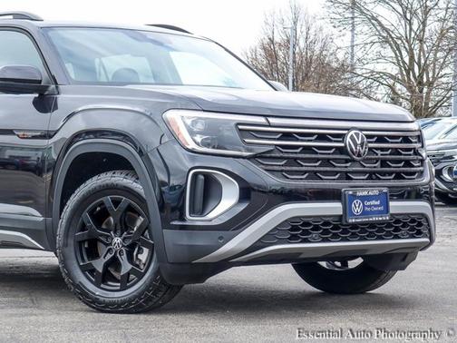 2024 Volkswagen Atlas 2.0T Peak Edition SE w/Technology