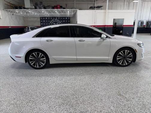 2017 Lincoln MKZ Base