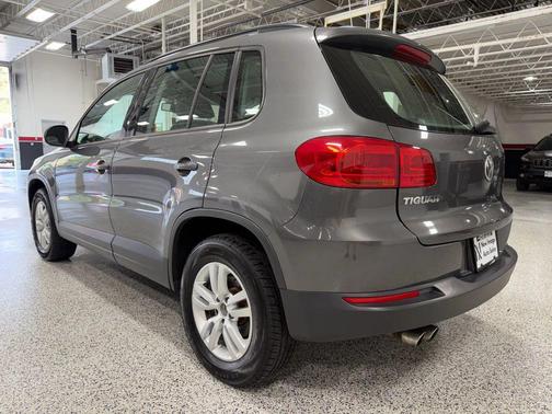 2016 Volkswagen Tiguan S