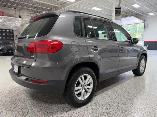2016 Volkswagen Tiguan S