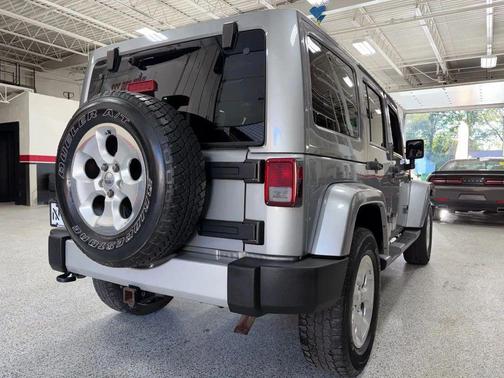 2013 Jeep Wrangler Unlimited Sahara