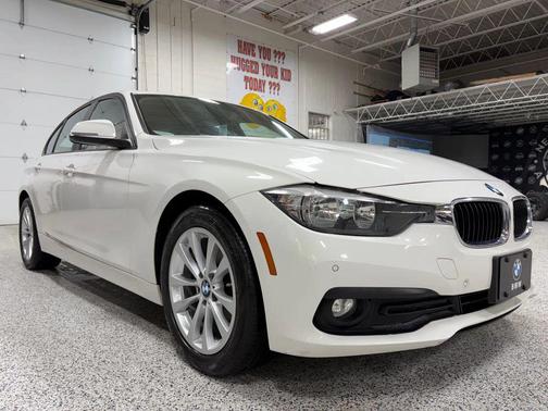 2017 BMW 320 i