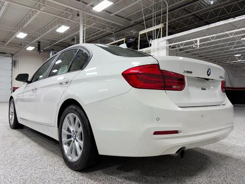 2017 BMW 320 i