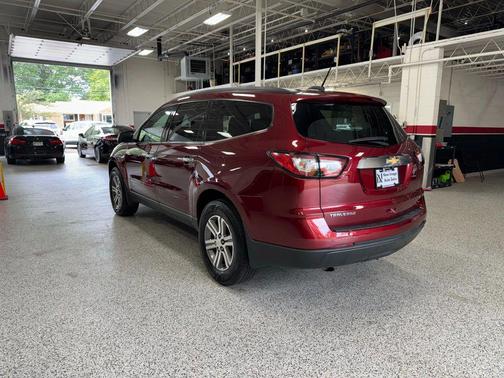 2017 Chevrolet Traverse 1LT