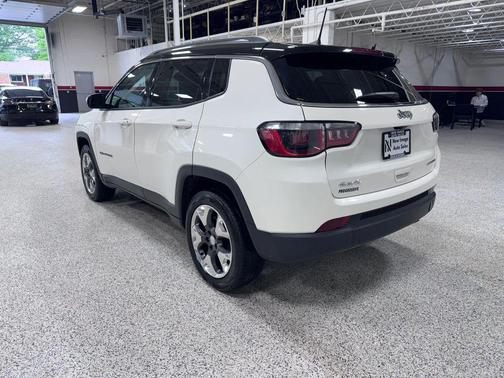 White 2019 Jeep Compass Limited