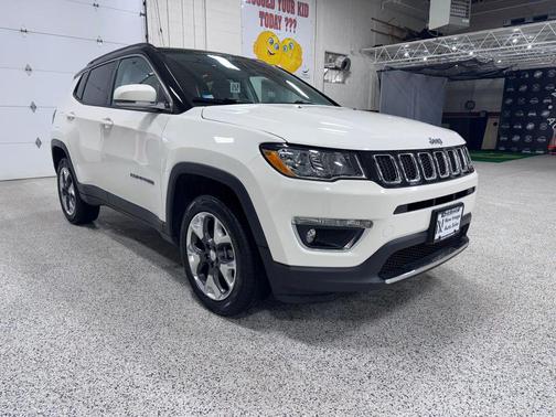 White 2019 Jeep Compass Limited