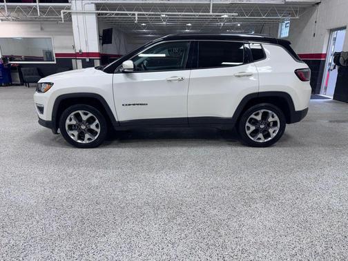 White 2019 Jeep Compass Limited
