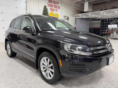 2017 Volkswagen Tiguan 2.0T Wolfsburg Edition