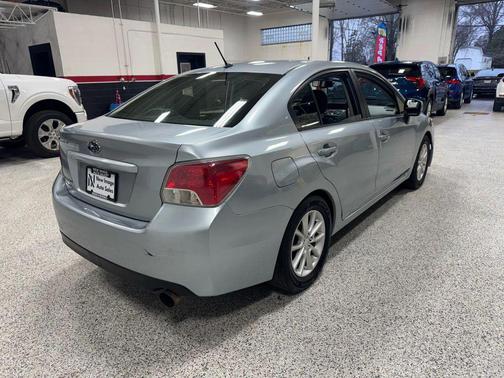 2014 Subaru Impreza 2.0i Premium