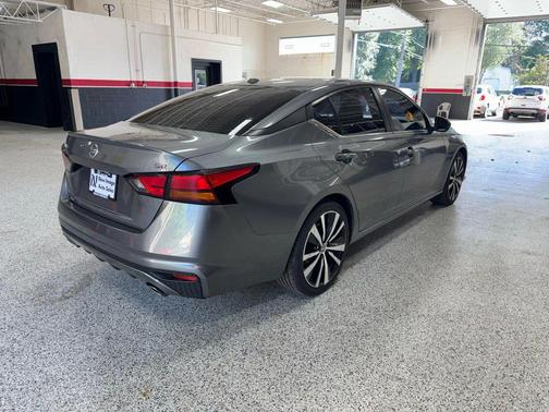 2019 Nissan Altima 2.5 SR