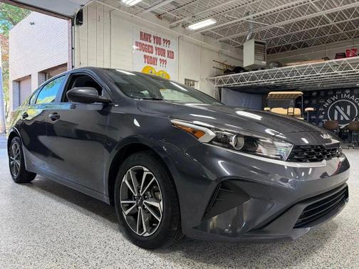 2023 Kia Forte LXS