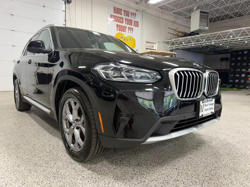 Black 2024 BMW X3 xDrive30i