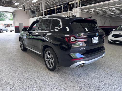 Black 2024 BMW X3 xDrive30i