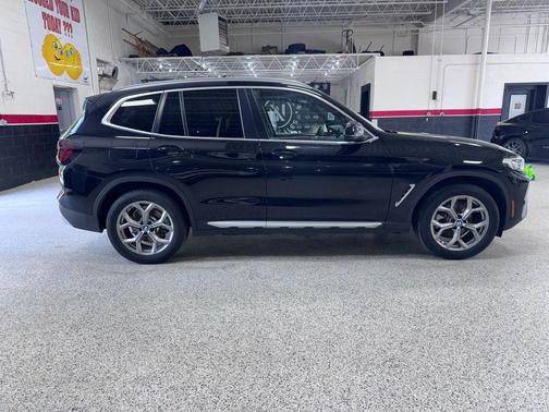 Black 2024 BMW X3 xDrive30i